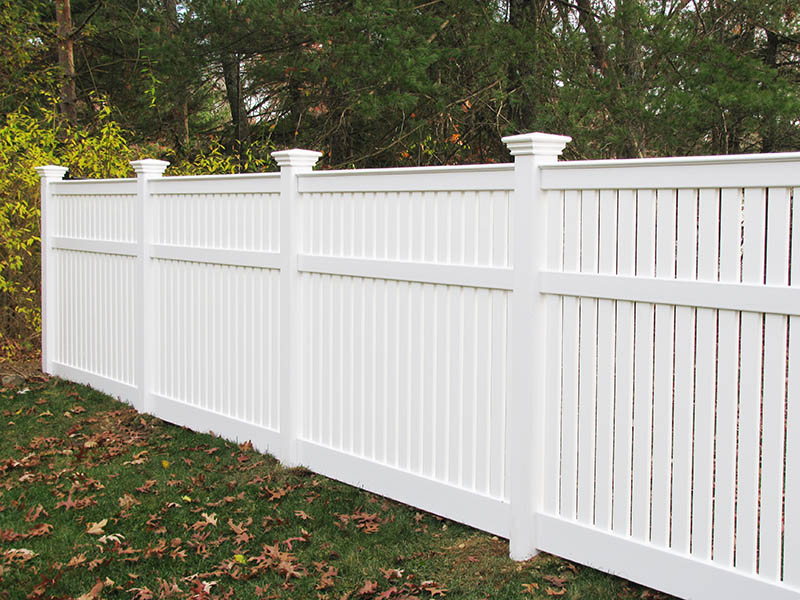 3-The Ultimate Paws-Proof Barrier-Why Vinyl Fencing is a Dog Owner’s Best Friend